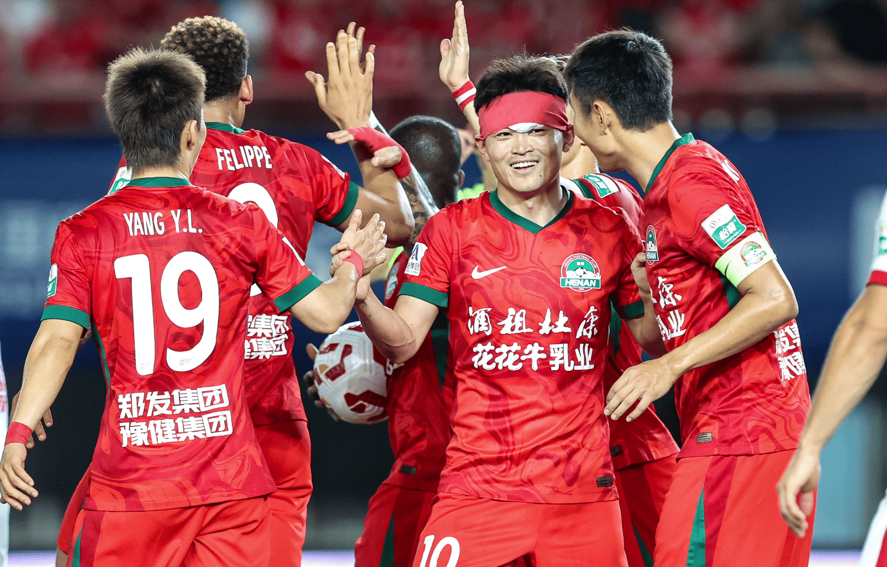 V5险胜PSG,Ming拿下关键大龙激烈交锋成都决赛之夜,技惊四座 V5险胜PSG,Ming拿下关键大龙激烈交锋成都决赛之夜,技惊四座